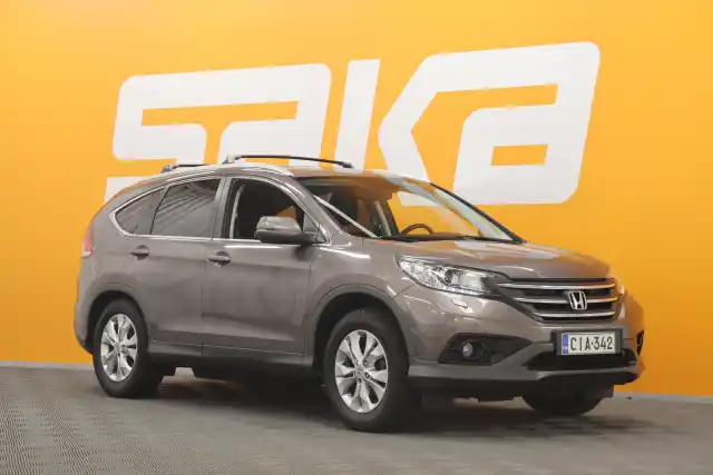 Ruskea Maastoauto, Honda CR-V – CIA-342