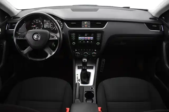 Hopea Farmari, Skoda Octavia – CIA-484