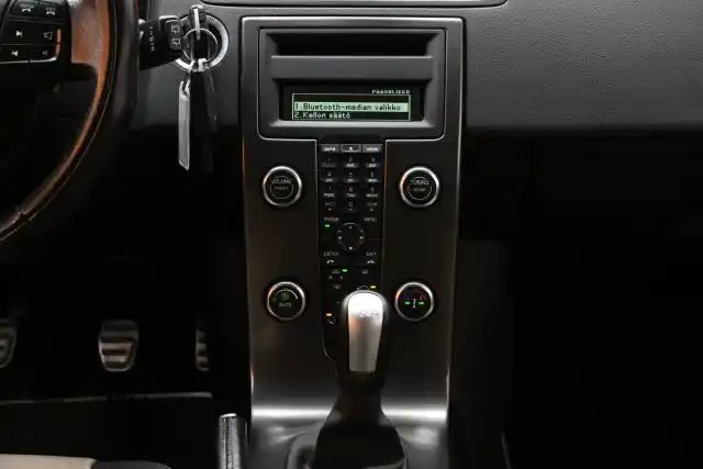 Musta Coupe, Volvo C30 – CIC-280