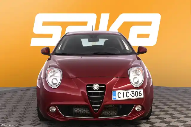 Punainen Viistoperä, Alfa Romeo Mito – CIC-306