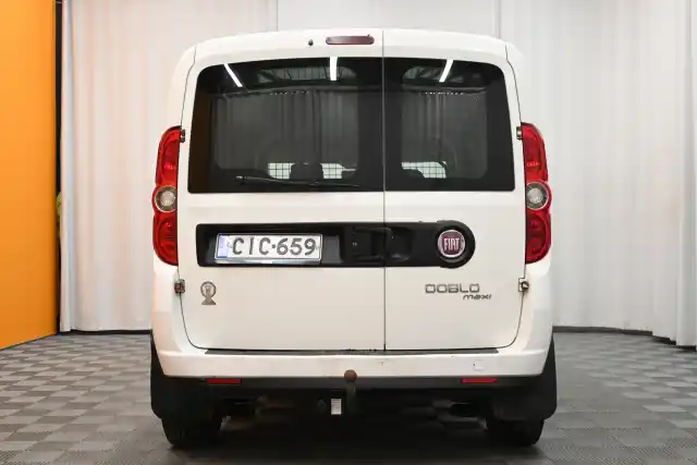 Valkoinen Pakettiauto, Fiat Doblo – CIC-659