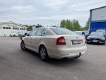 Valkoinen Viistoperä, Skoda Octavia – CIF-665, kuva 4