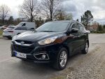 Musta Maastoauto, Hyundai ix35 – CIH-632, kuva 2