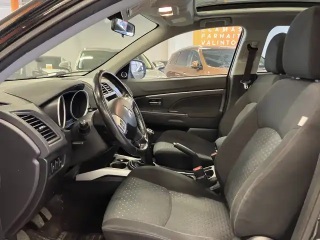 Musta Farmari, Mitsubishi ASX – CIH-800