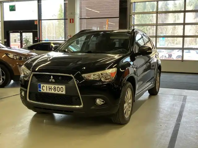 Musta Farmari, Mitsubishi ASX – CIH-800