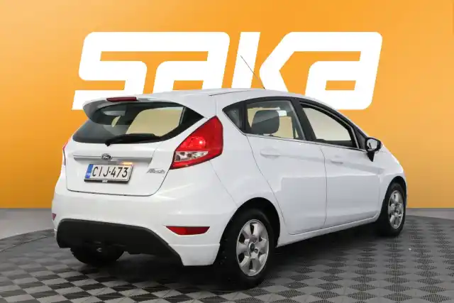 Valkoinen Viistoperä, Ford Fiesta – CIJ-473