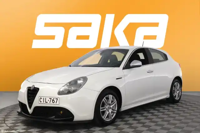 Valkoinen Viistoperä, Alfa Romeo Giulietta – CIL-767