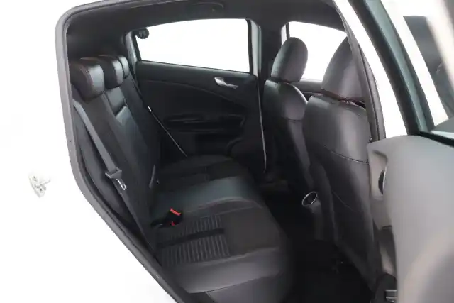 Valkoinen Viistoperä, Alfa Romeo Giulietta – CIL-767