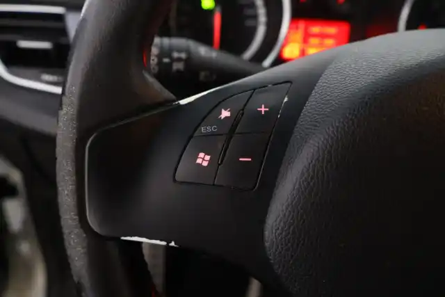 Valkoinen Viistoperä, Alfa Romeo Giulietta – CIL-767