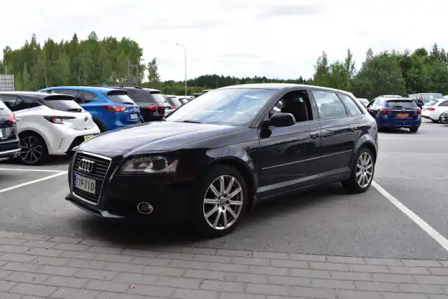 Musta Viistoperä, Audi A3 – CIP-710