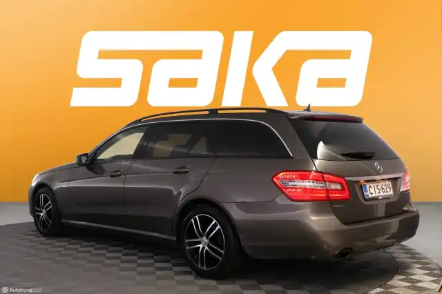 Ruskea (beige) Farmari, Mercedes-Benz E – CIS-629