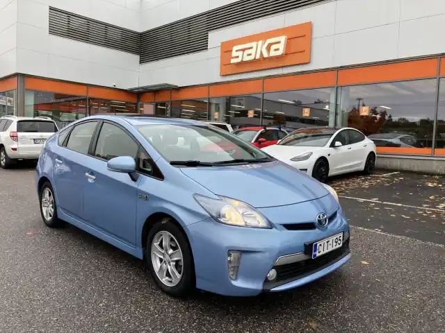 Toyota Prius PHEV