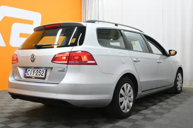 Hopea Farmari, Volkswagen Passat – CIY-252