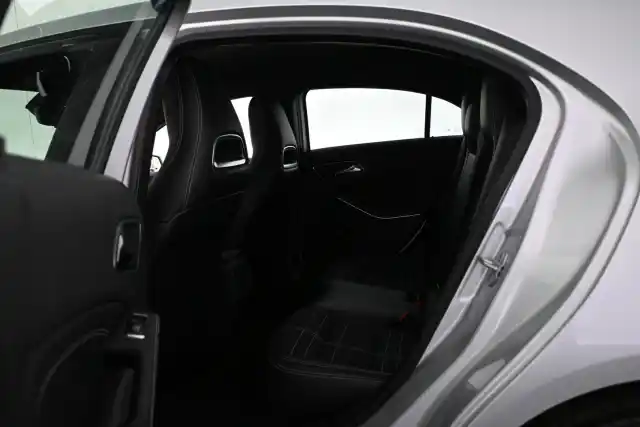 Hopea Viistoperä, Mercedes-Benz A – CJB-337