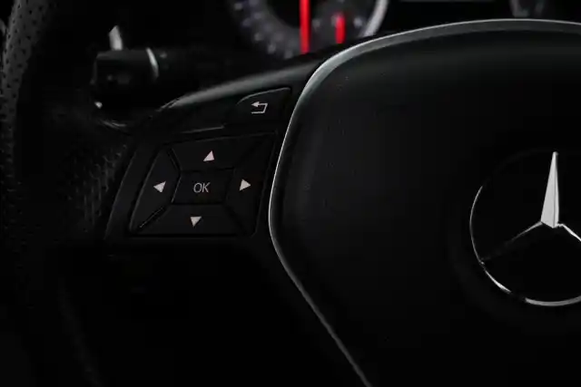 Hopea Viistoperä, Mercedes-Benz A – CJB-337