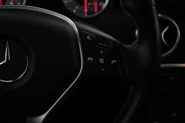 Hopea Viistoperä, Mercedes-Benz A – CJB-337