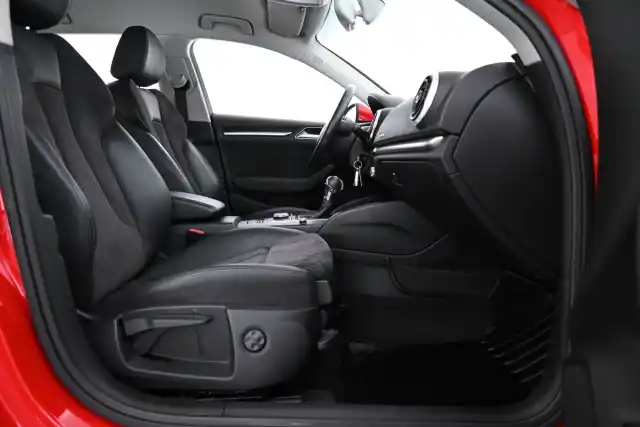 Punainen Viistoperä, Audi A3 – CJB-720