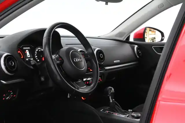 Punainen Viistoperä, Audi A3 – CJB-720