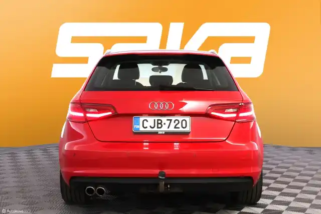 Punainen Viistoperä, Audi A3 – CJB-720