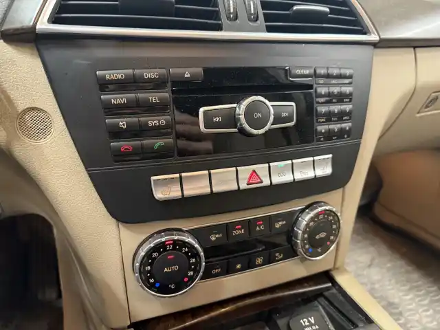 Musta Farmari, Mercedes-Benz C – CJE-522
