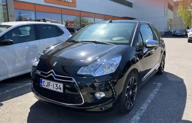Musta Viistoperä, Citroen DS3 Cabrio – CJF-134