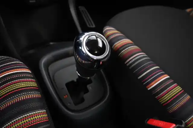 Harmaa Viistoperä, Citroen C1 – CJG-381