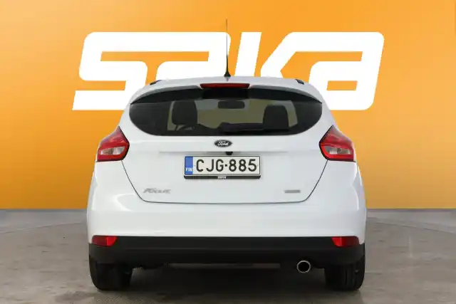 Valkoinen Viistoperä, Ford Focus – CJG-885