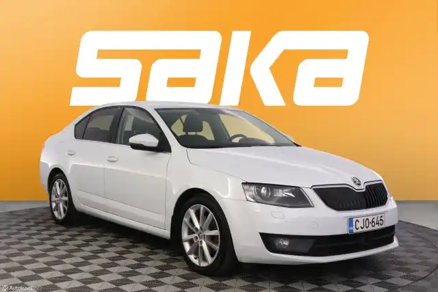 Valkoinen Viistoperä, Skoda Octavia – CJO-645