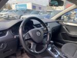 Valkoinen Viistoperä, Skoda Octavia – CJO-645, kuva 4