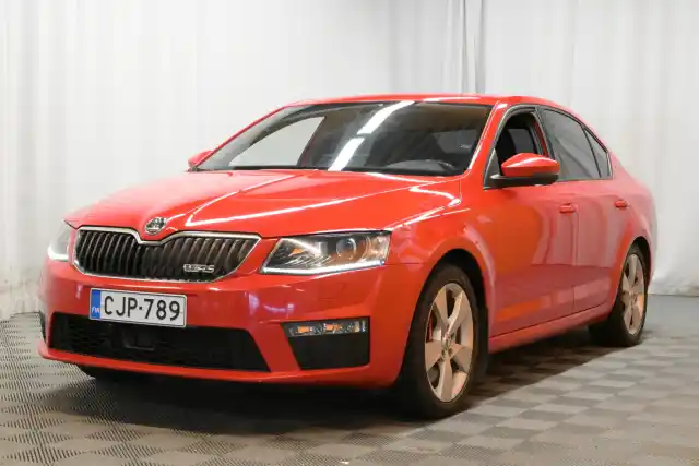 Punainen Viistoperä, Skoda Octavia – CJP-789