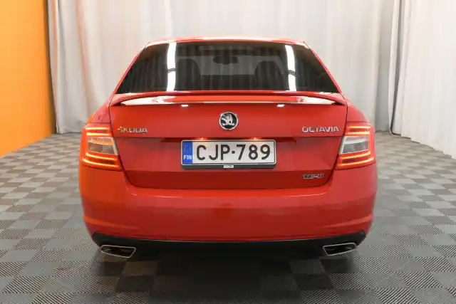 Punainen Viistoperä, Skoda Octavia – CJP-789