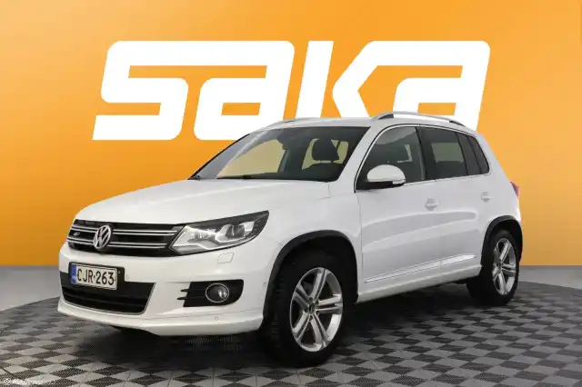 Valkoinen Maastoauto, Volkswagen Tiguan – CJR-263