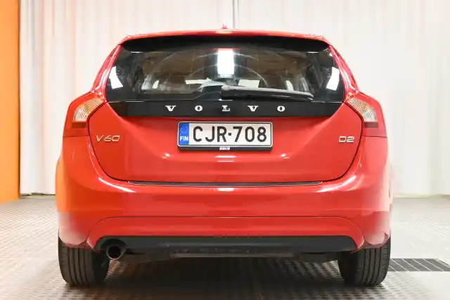 Punainen Farmari, Volvo V60 – CJR-708