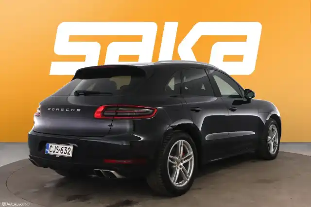 Musta Maastoauto, Porsche Macan – CJS-632