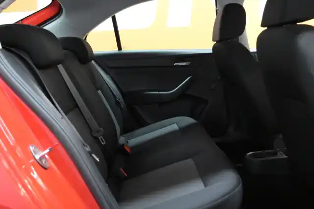 Punainen Sedan, Seat Toledo – CJS-824