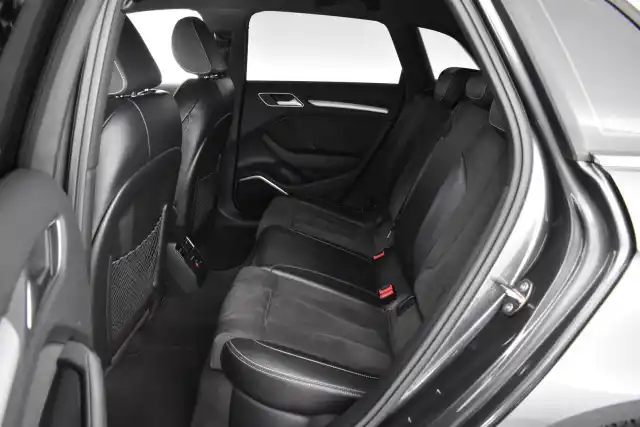 Harmaa Viistoperä, Audi S3 – CJS-839