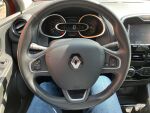 Punainen Viistoperä, Renault Clio – CJT-484, kuva 6
