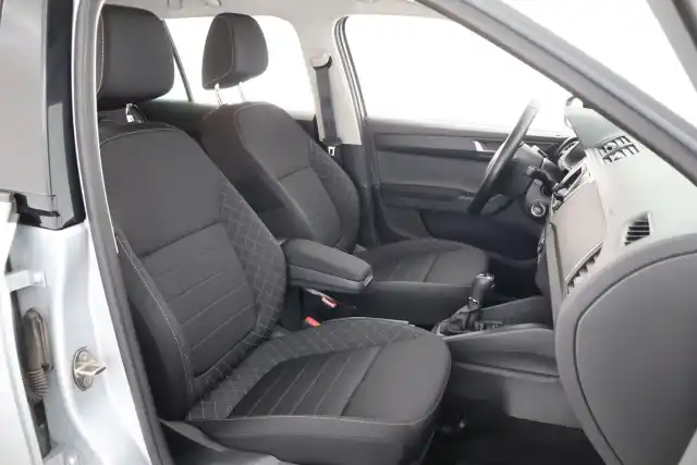 Harmaa Farmari, Skoda Fabia – CJT-788