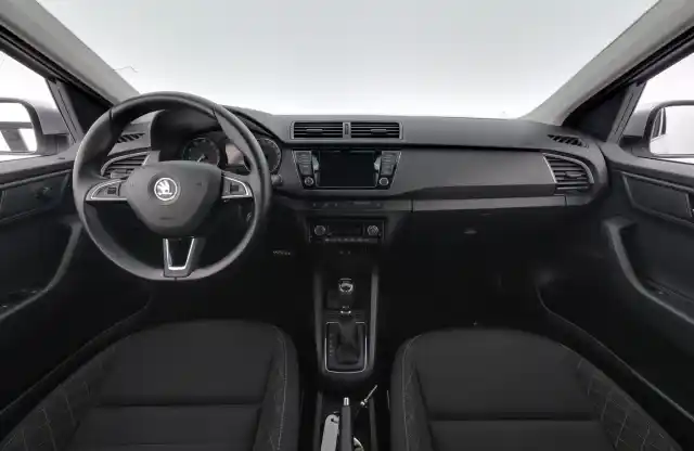 Harmaa Farmari, Skoda Fabia – CJT-788