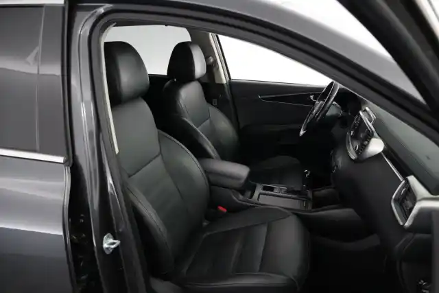 Harmaa Maastoauto, Kia Sorento – CJT-945