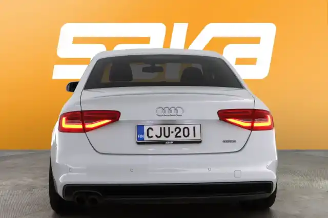 Valkoinen Sedan, Audi A4 – CJU-201