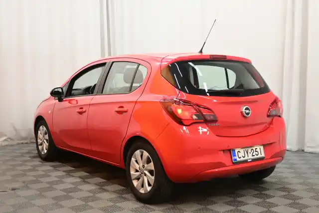 Punainen Viistoperä, Opel Corsa – CJY-251