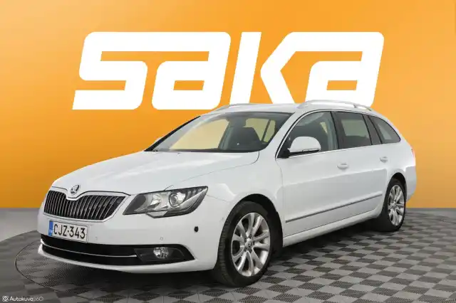 Valkoinen Farmari, Skoda Superb – CJZ-343
