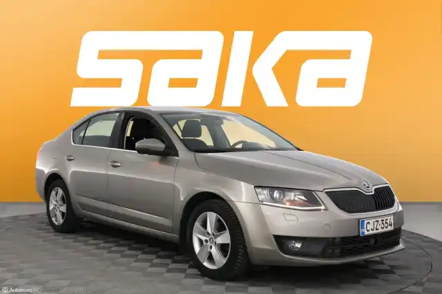 Beige Viistoperä, Skoda Octavia – CJZ-354