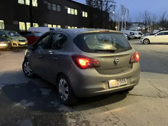 Ruskea Viistoperä, Opel Corsa – CJZ-506