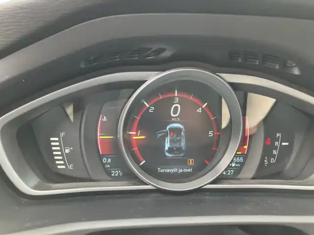 Sininen Viistoperä, Volvo V40 – CJZ-537