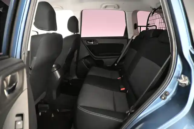 Sininen Farmari, Subaru Forester – CJZ-565