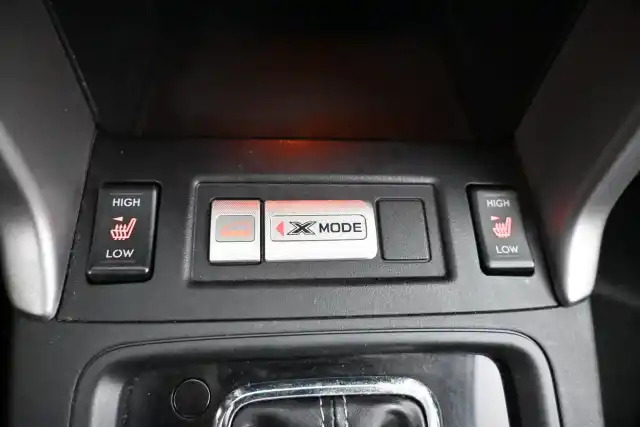 Sininen Farmari, Subaru Forester – CJZ-565