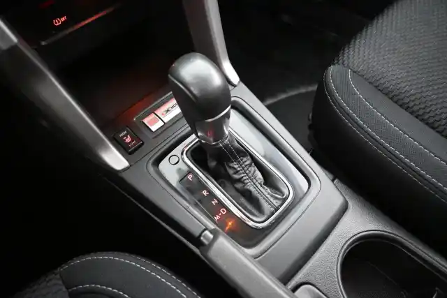 Sininen Farmari, Subaru Forester – CJZ-565