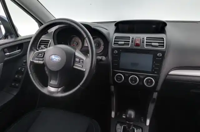 Sininen Farmari, Subaru Forester – CJZ-565